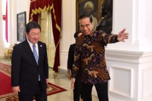 Adakan Kunjungan Perdana Menlu Jepang Disambut Presiden Jokowi 