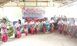 HUT Ke-43 SMPK Stella Maris Hadirkan Budaya Malaka