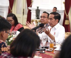 Presiden Jokowi:  Penyelesaian Banjir Ngak Bisa Kerja Sendiri