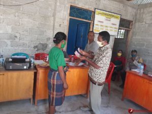 Desa Lakulo Salurkan BLT DD Kepada 216 KK