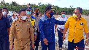 Wagub NTT Resmikan Jembatan Benenain Semi Permanen